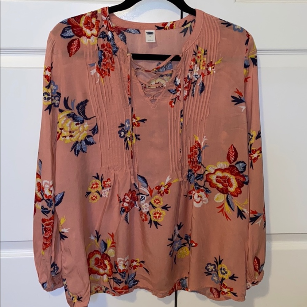 2/20 Old Navy Floral Top